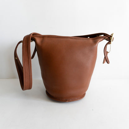 OLD COACH Brown Leather Bucket Shoulder Bag Size ONE SIZE