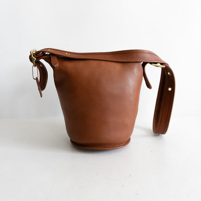 OLD COACH Brown Leather Bucket Shoulder Bag Size ONE SIZE