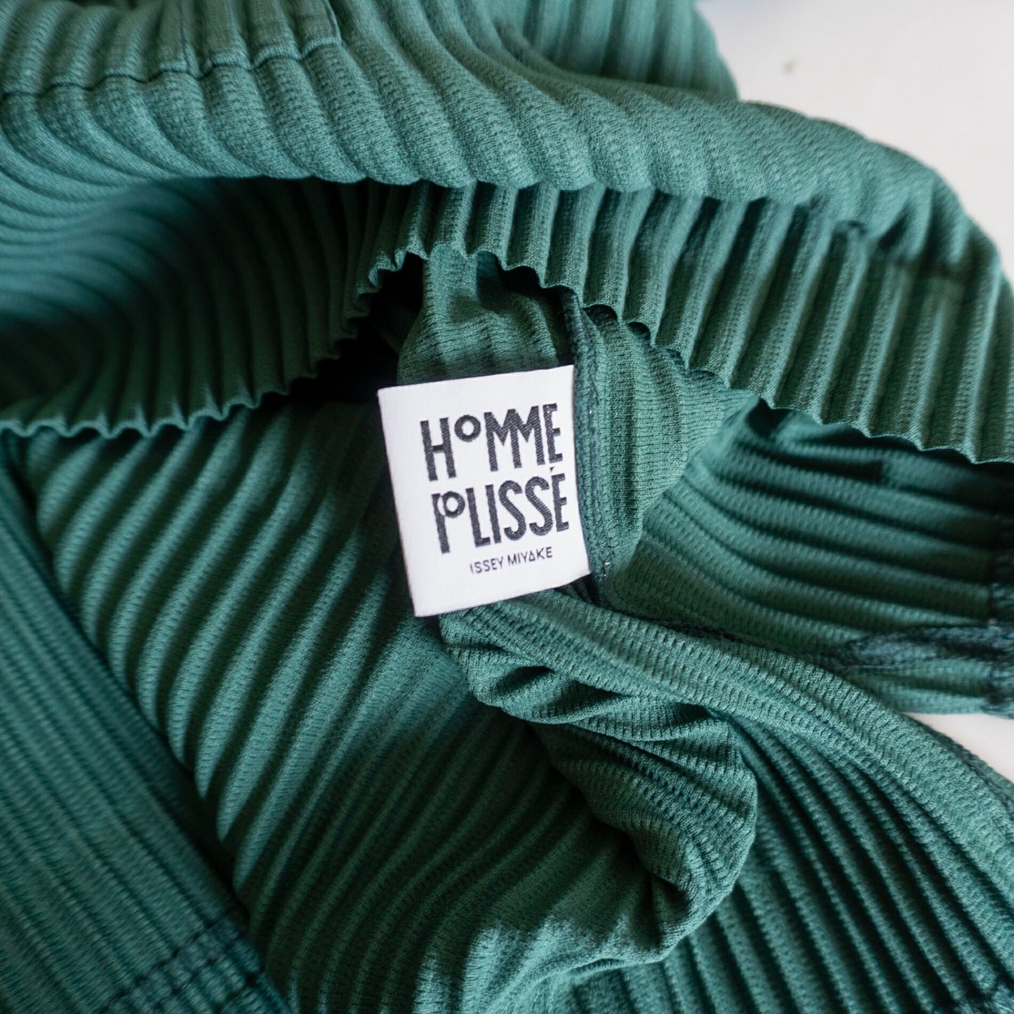 HOMME PLISSE ISSEY MIYAKE Pleated Hoodie Green Size 2