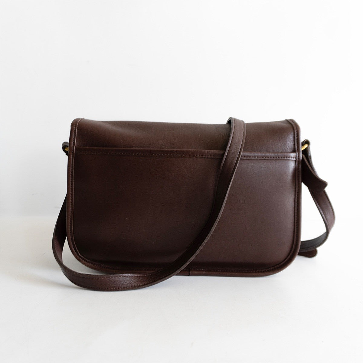 OLD COACH Dark Brown Turnlock Shoulder Bag Size ONE SIZE