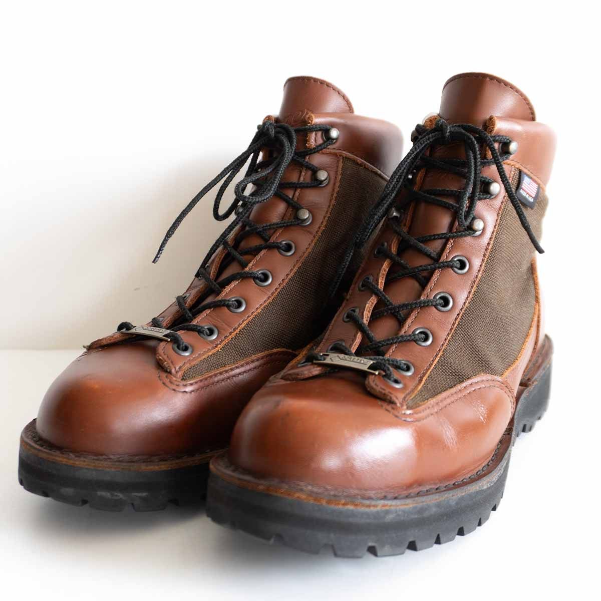 Danner 33223 Danner Light Cedar Trekking Boots Size 8.5