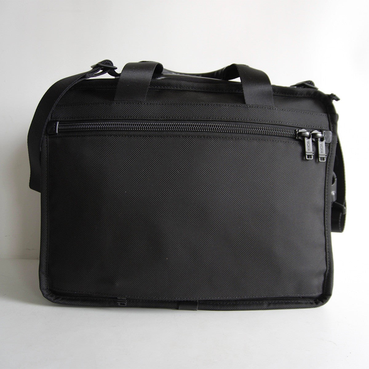 TUMI Alpha Ballistic Nylon 2-Way Briefcase Size ONE SIZE