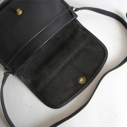 OLD COACH Black Turnlock Leather Shoulder Bag Size ONE SIZE