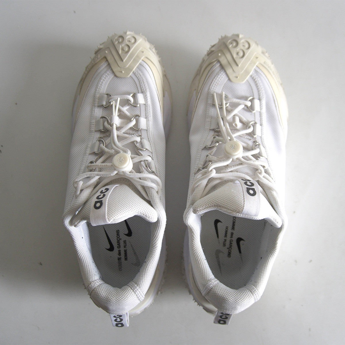 COMME des GARCONS HOMME PLUS x NIKE ACG Low Sneakers