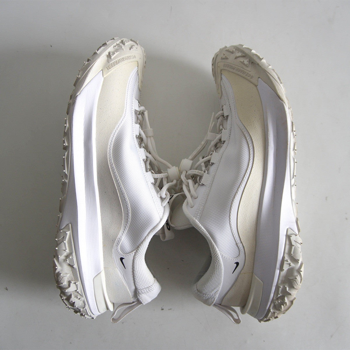 COMME des GARCONS HOMME PLUS x NIKE ACG Low Sneakers