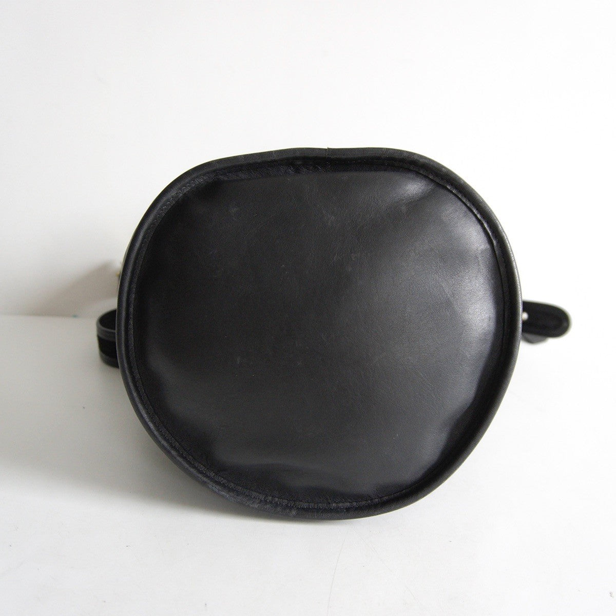 OLD COACH Black Bucket Leather Shoulder Bag Size ONE SIZE
