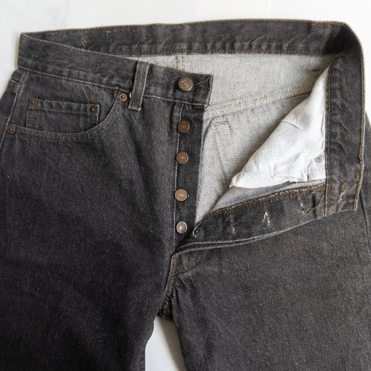 LEVI'S 90s USA 501 Black Pre-Dyed Jeans Size 32×34