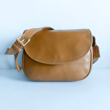 OLD COACH Leather Flap Shoulder Bag 5801 Camel Size ONE SIZE