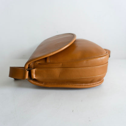 OLD COACH Leather Flap Shoulder Bag 5801 Camel Size ONE SIZE