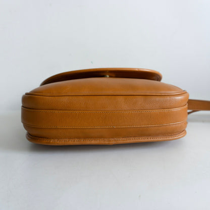 OLD COACH Leather Flap Shoulder Bag 5801 Camel Size ONE SIZE