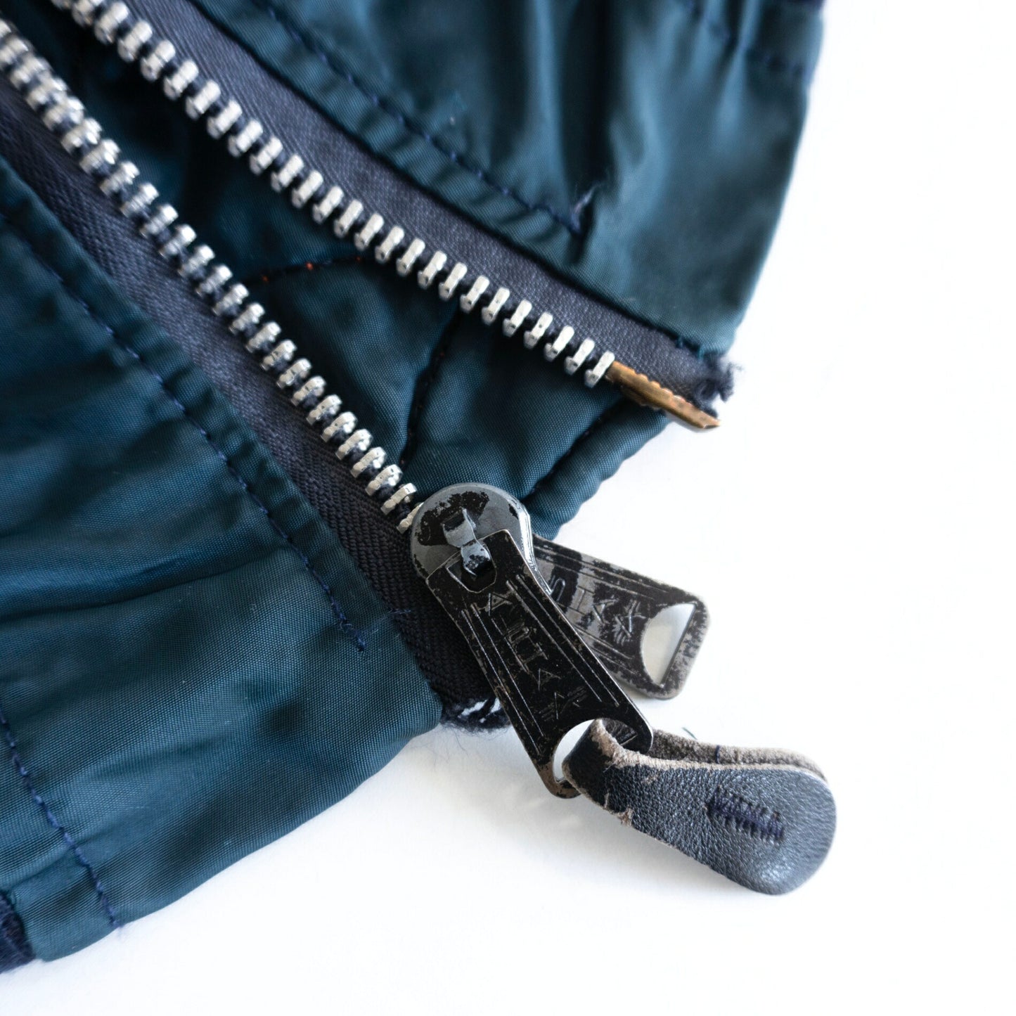 ALPHA INDUSTRIES 80s MA-1 Nylon Flight Jacket in USA Size L