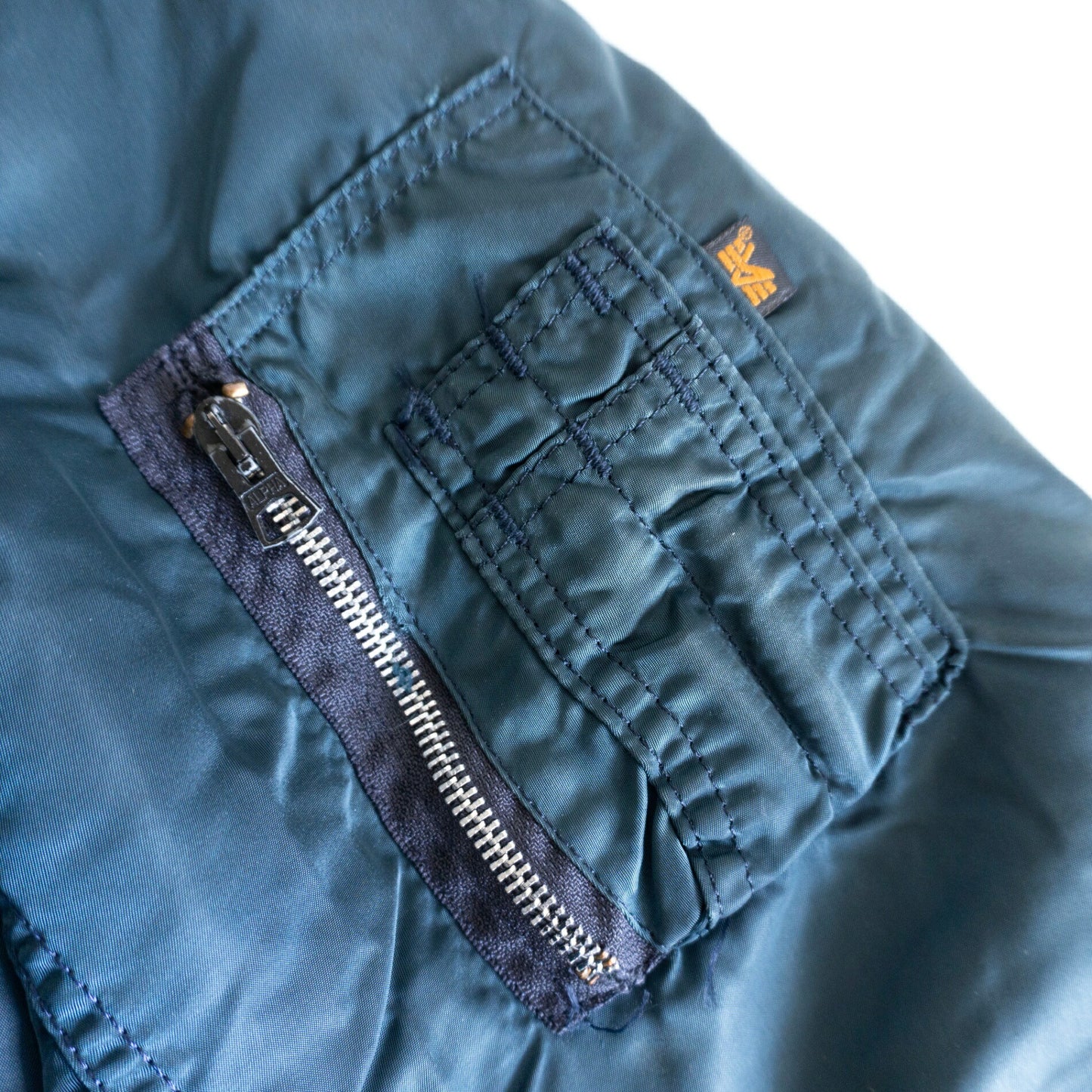 ALPHA INDUSTRIES 80s MA-1 Nylon Flight Jacket in USA Size L