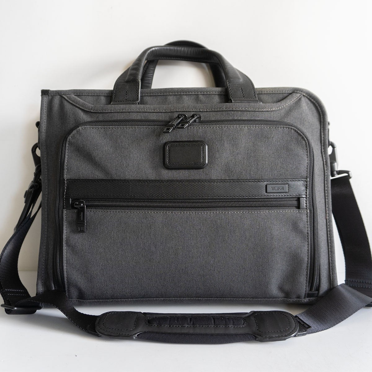 TUMI ALPHA2 Slim Deluxe Portfolio Business Bag Size ONE SIZE