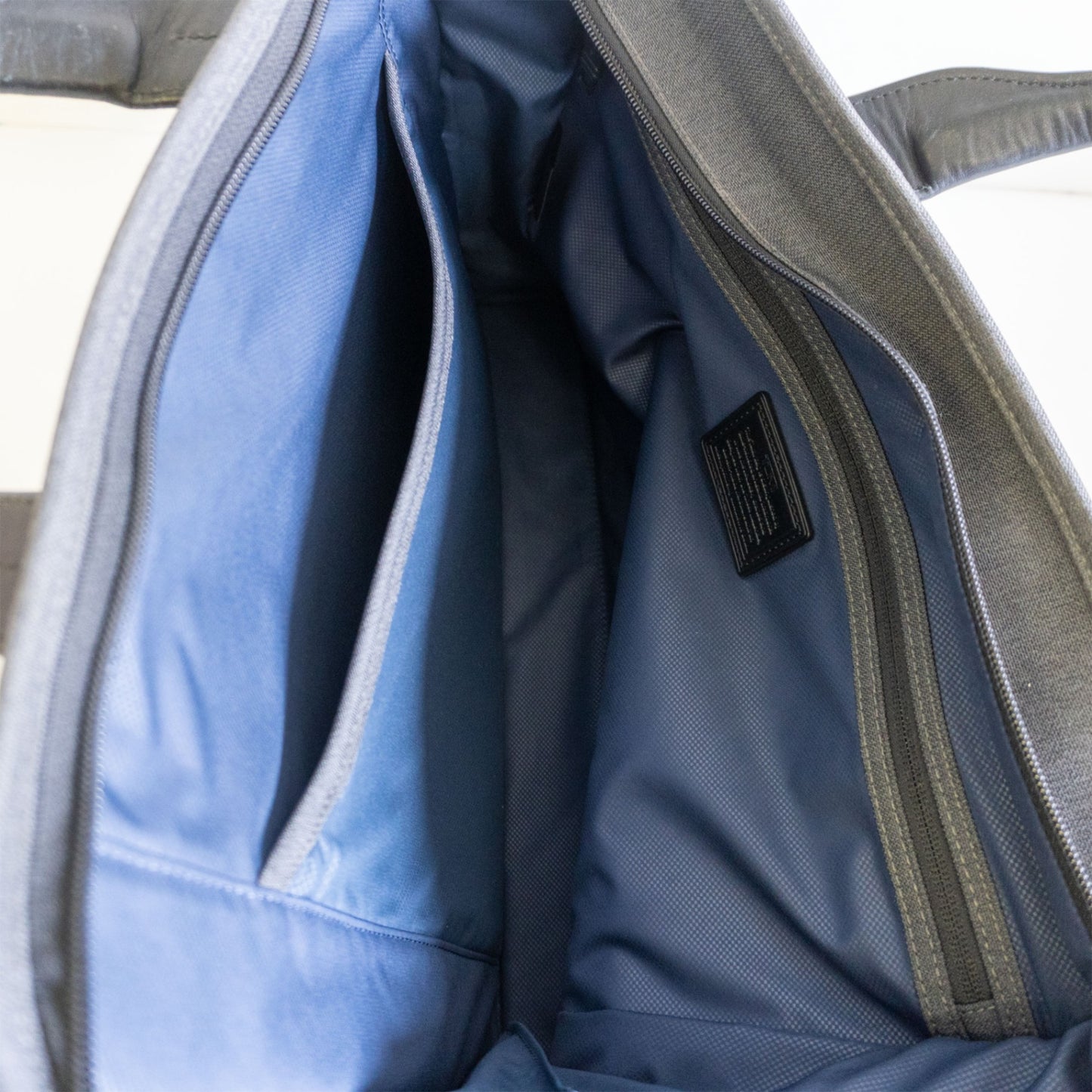 TUMI ALPHA2 Slim Deluxe Portfolio Business Bag Size ONE SIZE