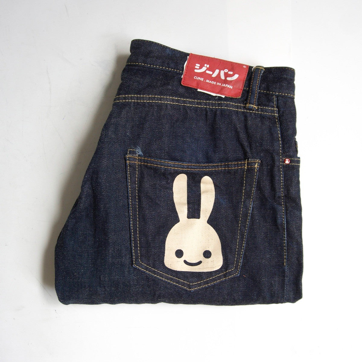 CUNE Double Rabbit Embroidery Denim Jeans Size 32