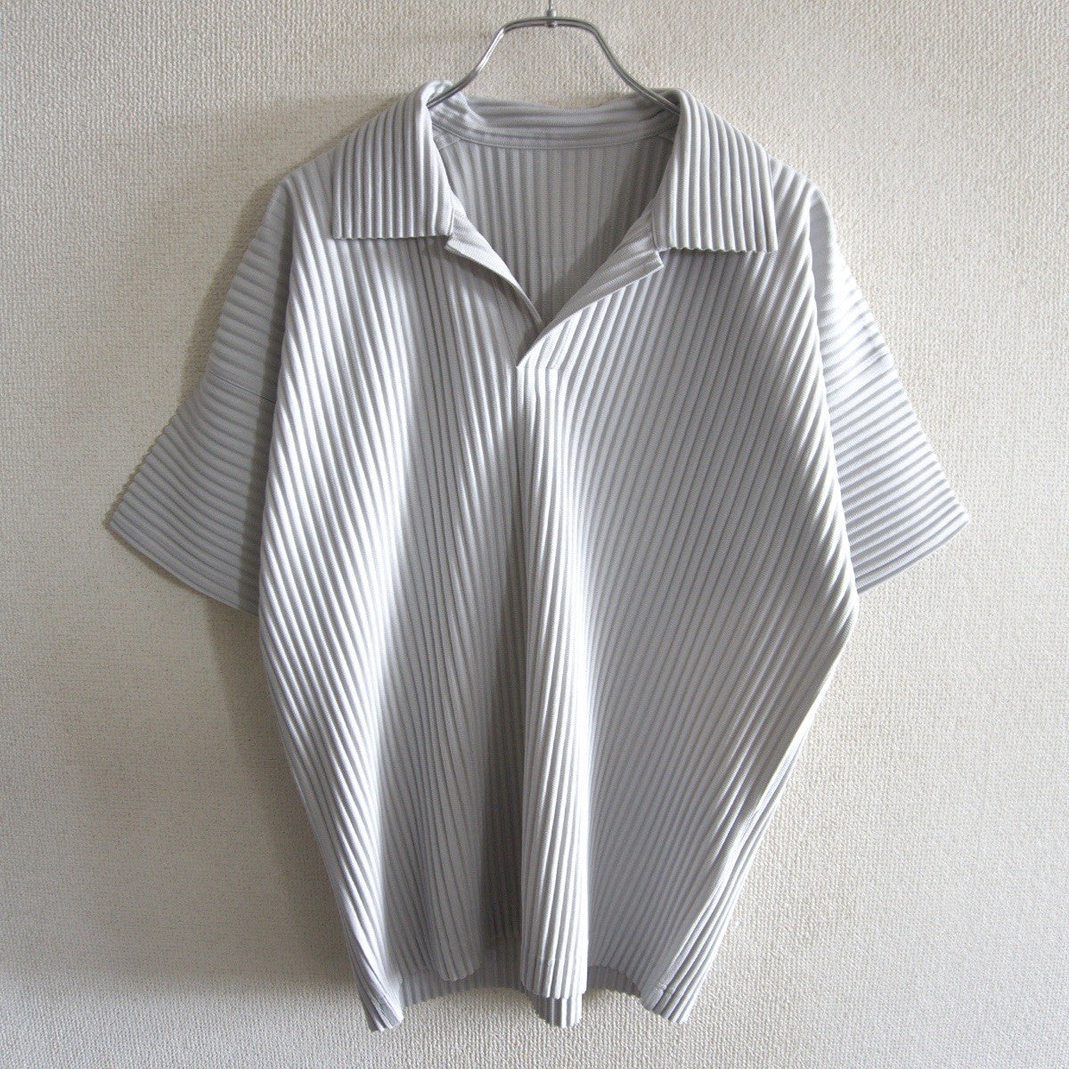 HOMME PLISSE ISSEY MIYAKE Pleated Polo Light Gray Size 2