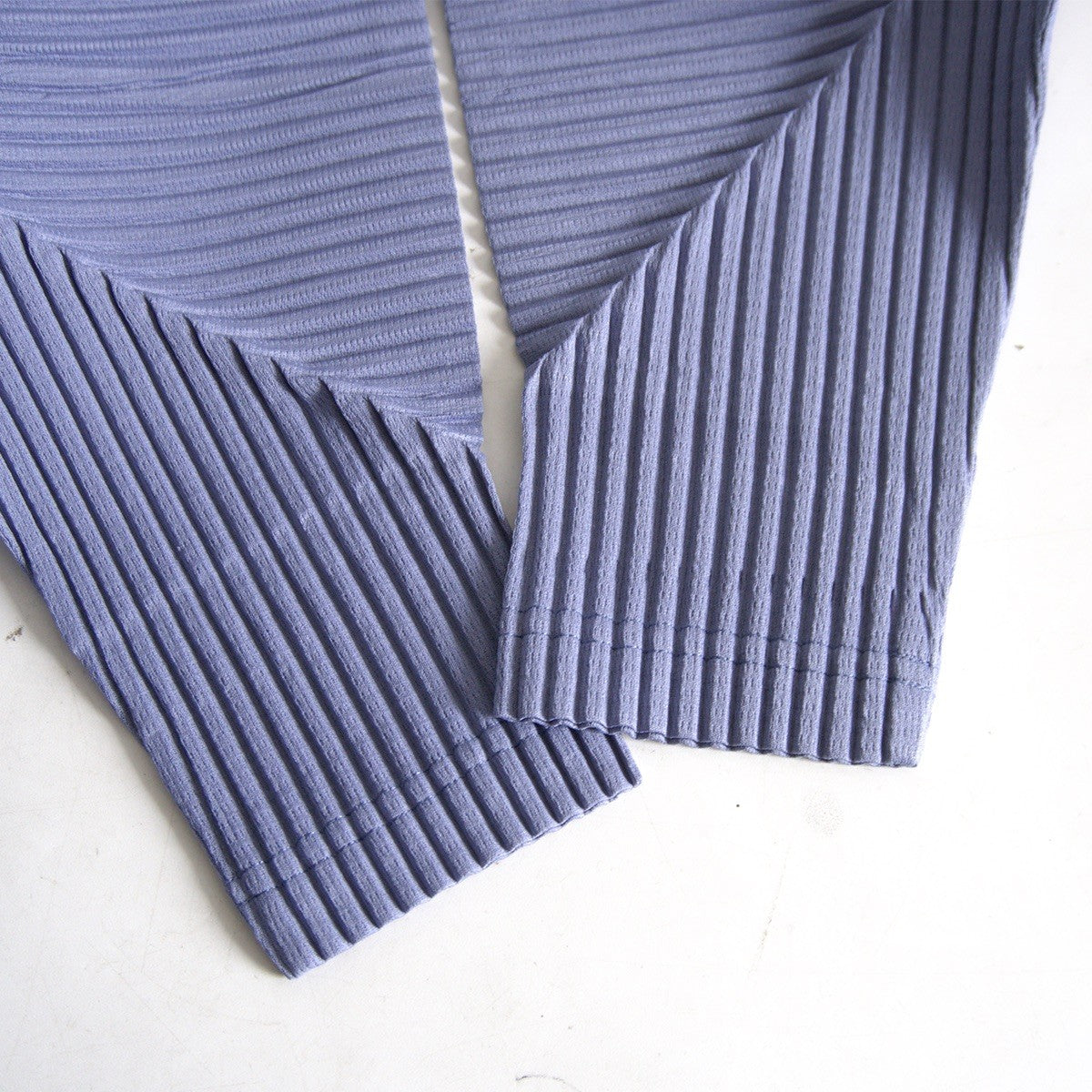 HOMME PLISSE ISSEY MIYAKE Pleated Hoodie Lavender