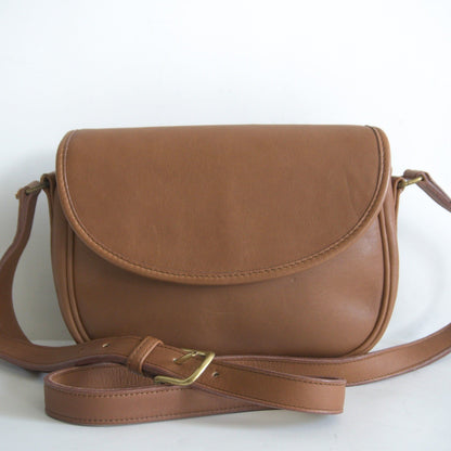 OLD COACH Leather Flap Shoulder Bag 8939 Size ONE SIZE