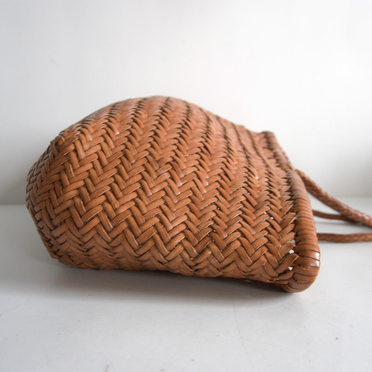DRAGON Leather Woven Mesh Hand Bag Brown Size ONE SIZE