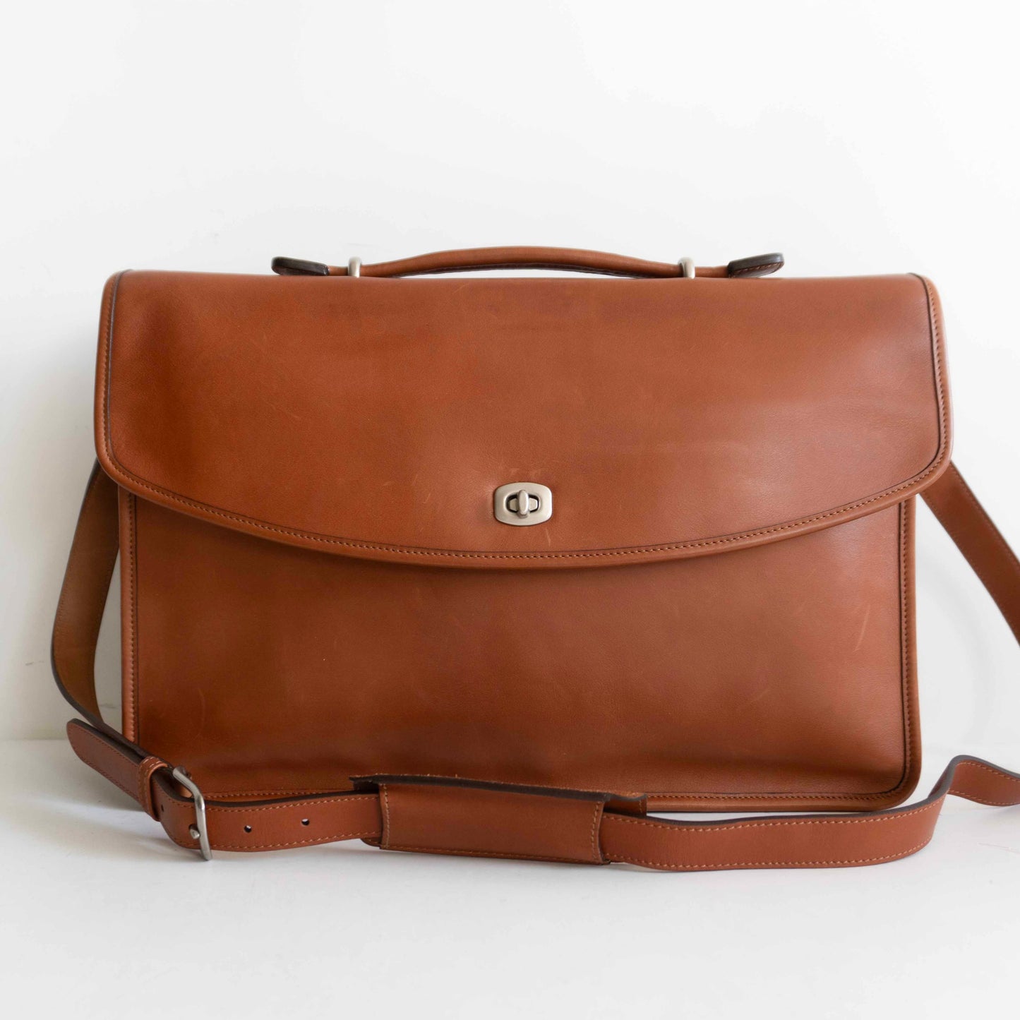 OLD COACH 5265 2-Way Leather Briefcase Brown Size ONE SIZE