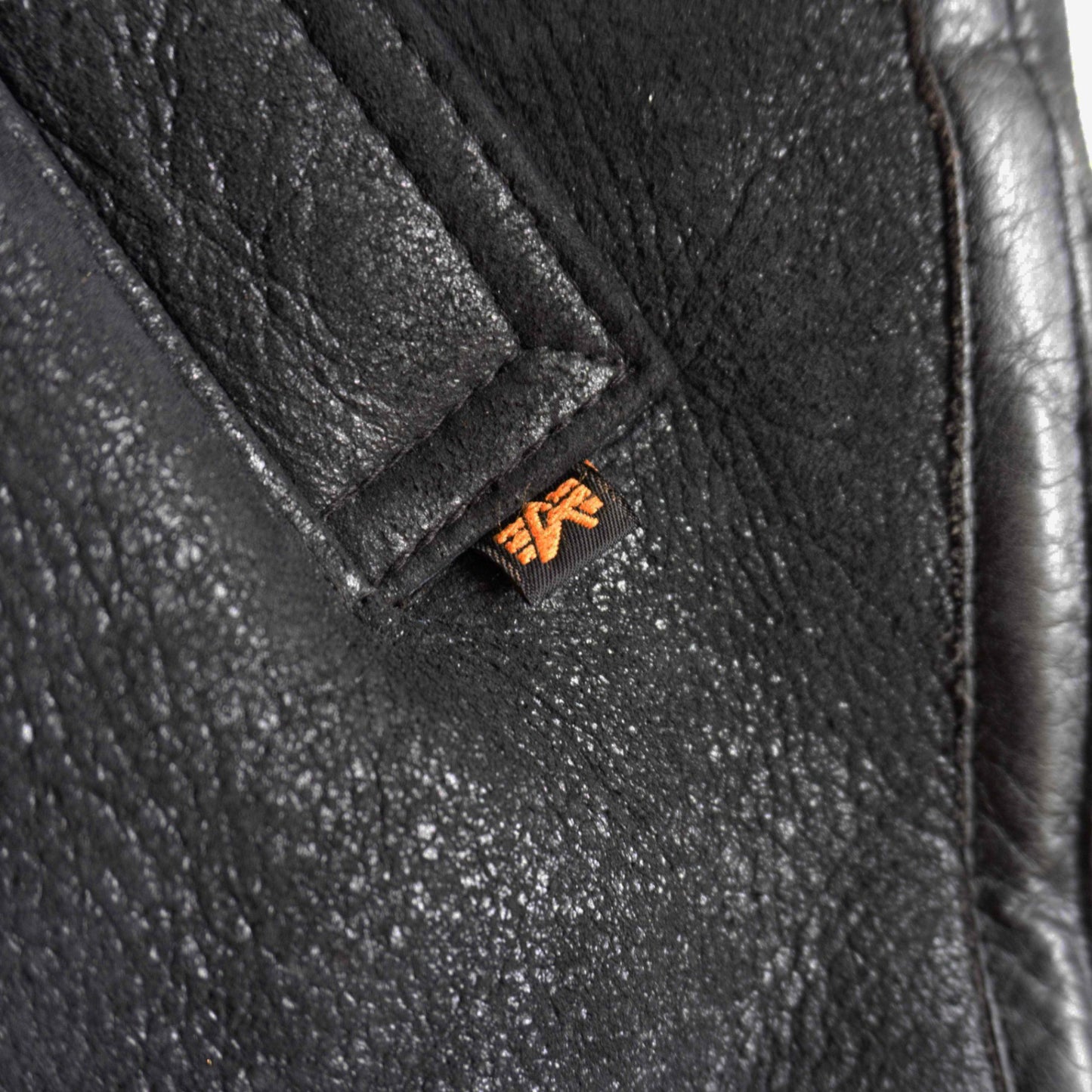 ALPHA INDUSTRIES. Hooded Shearling Jacket Black Size L