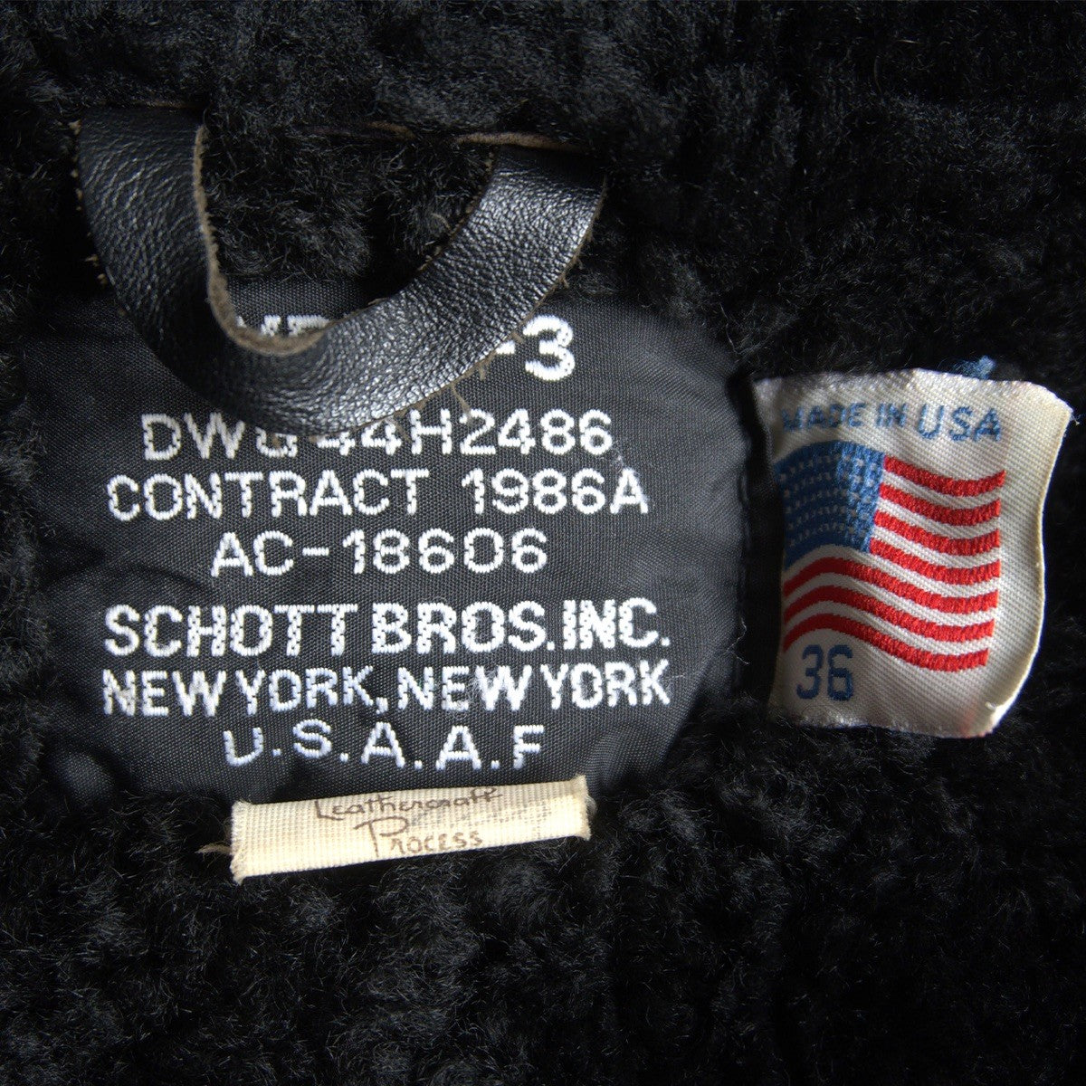 SCHOTT Black B-3 Shearling Bomber Jacket Size 36