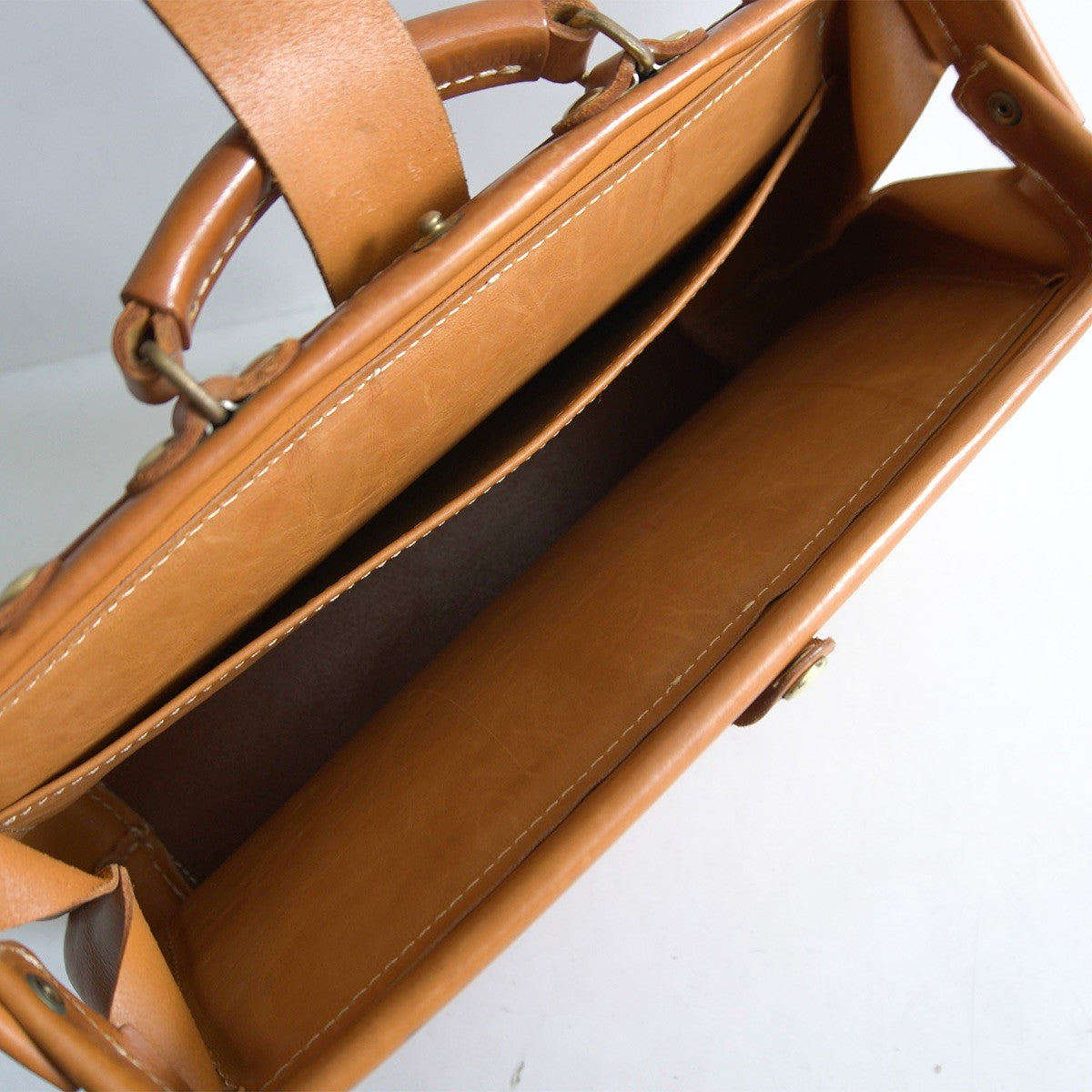 HERZ Camel Leather 2-Way Dalles Bag Size ONE SIZE