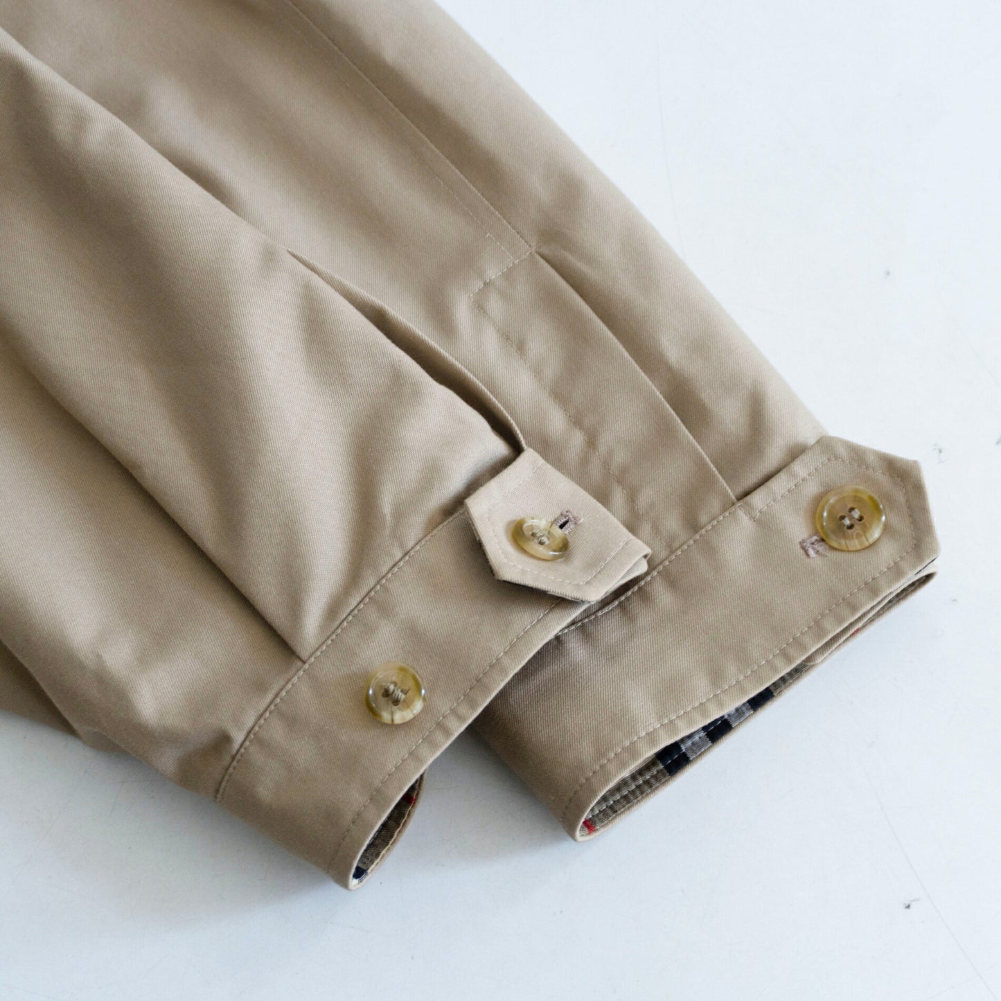 Burberrys 80s-90s Short Trench Jacket in England Size 42
