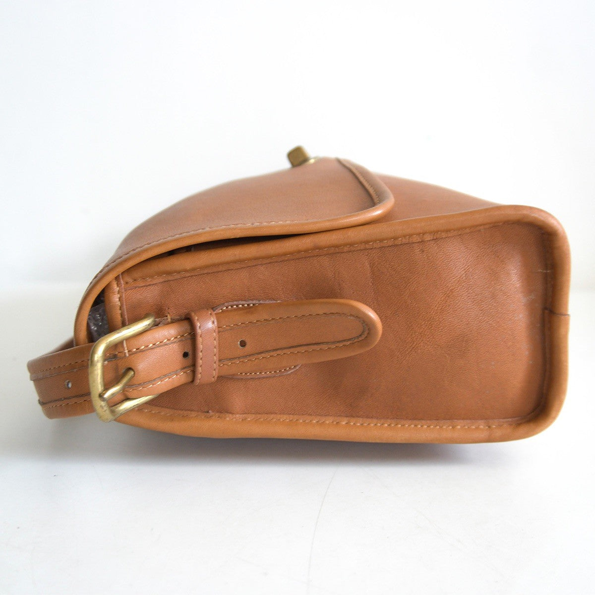 OLD COACH Turnlock Flap Brown Shoulder Bag Size ONE SIZE