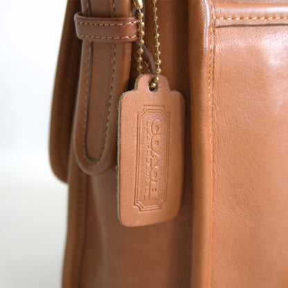 OLD COACH Turnlock Flap Brown Shoulder Bag Size ONE SIZE