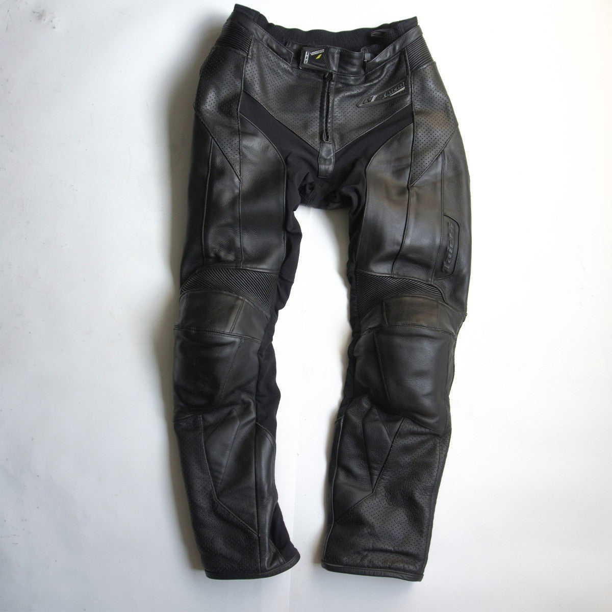 RS TAICHI Black Leather Racing Pants Size XL