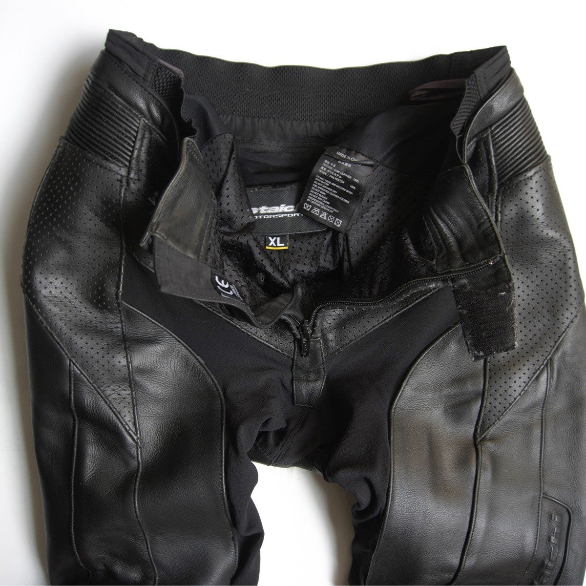 RS TAICHI Black Leather Racing Pants Size XL
