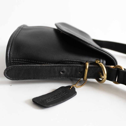 OLD COACH Black Leather Flap Shoulder Bag Size ONE SIZE