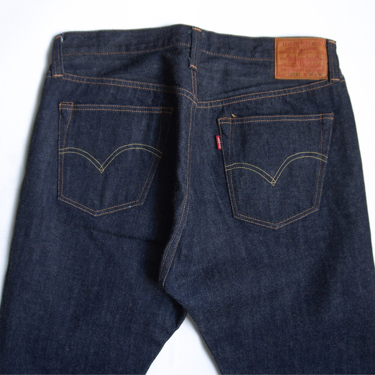 LEVI'S VINTAGE CLOTHING Dark Wash 501XX Jeans Size 36×36