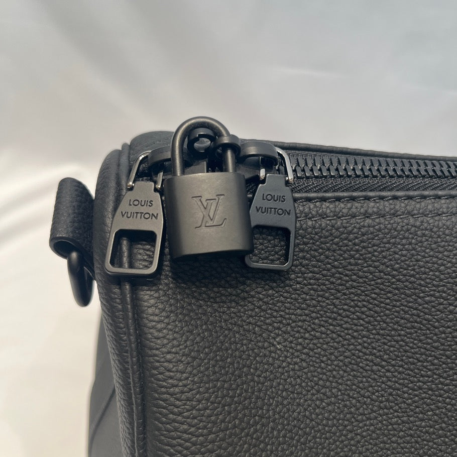 Louis Vuitton Aerogram Keepall Bag Black Size ONE SIZE