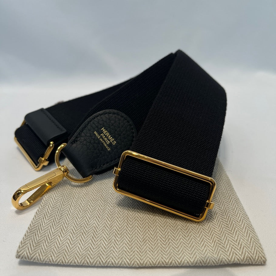 Hermes Evelyne PM Taurillon Clemence Bag Black Size ONE SIZE