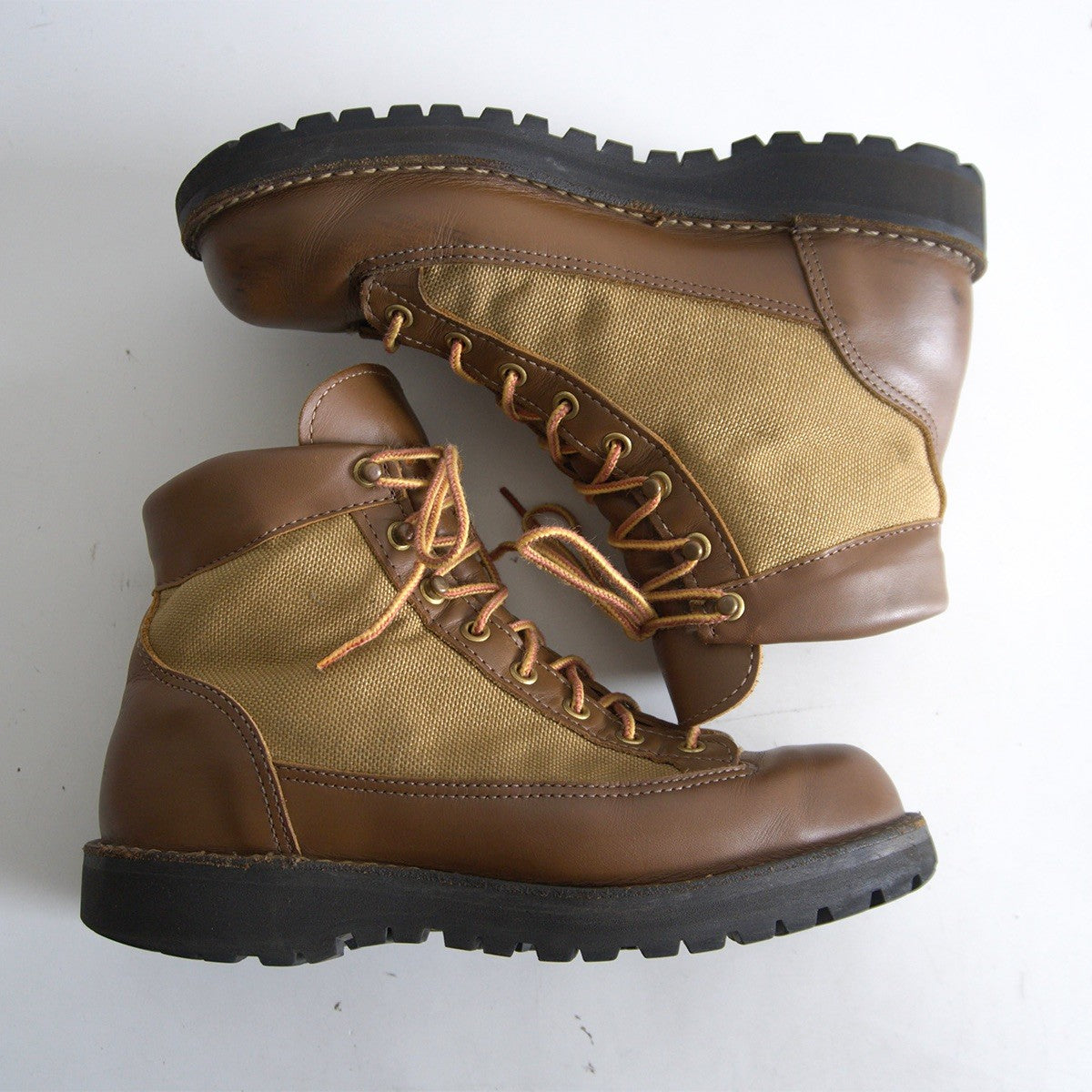 Danner White Tag Danner Light Trekking Boots Size 7.5