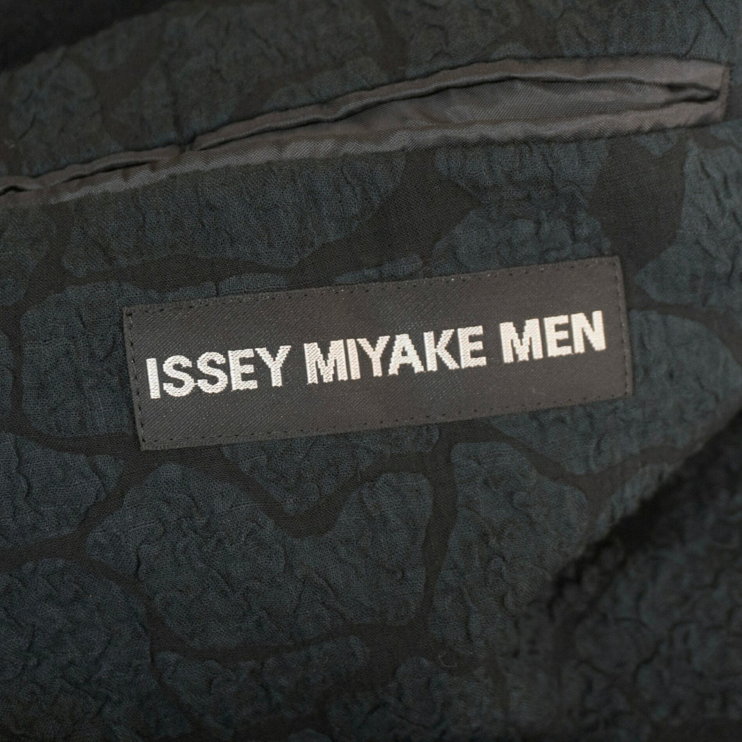 ISSEY MIYAKE MEN All Over Pattern No Jacket Black Size 2