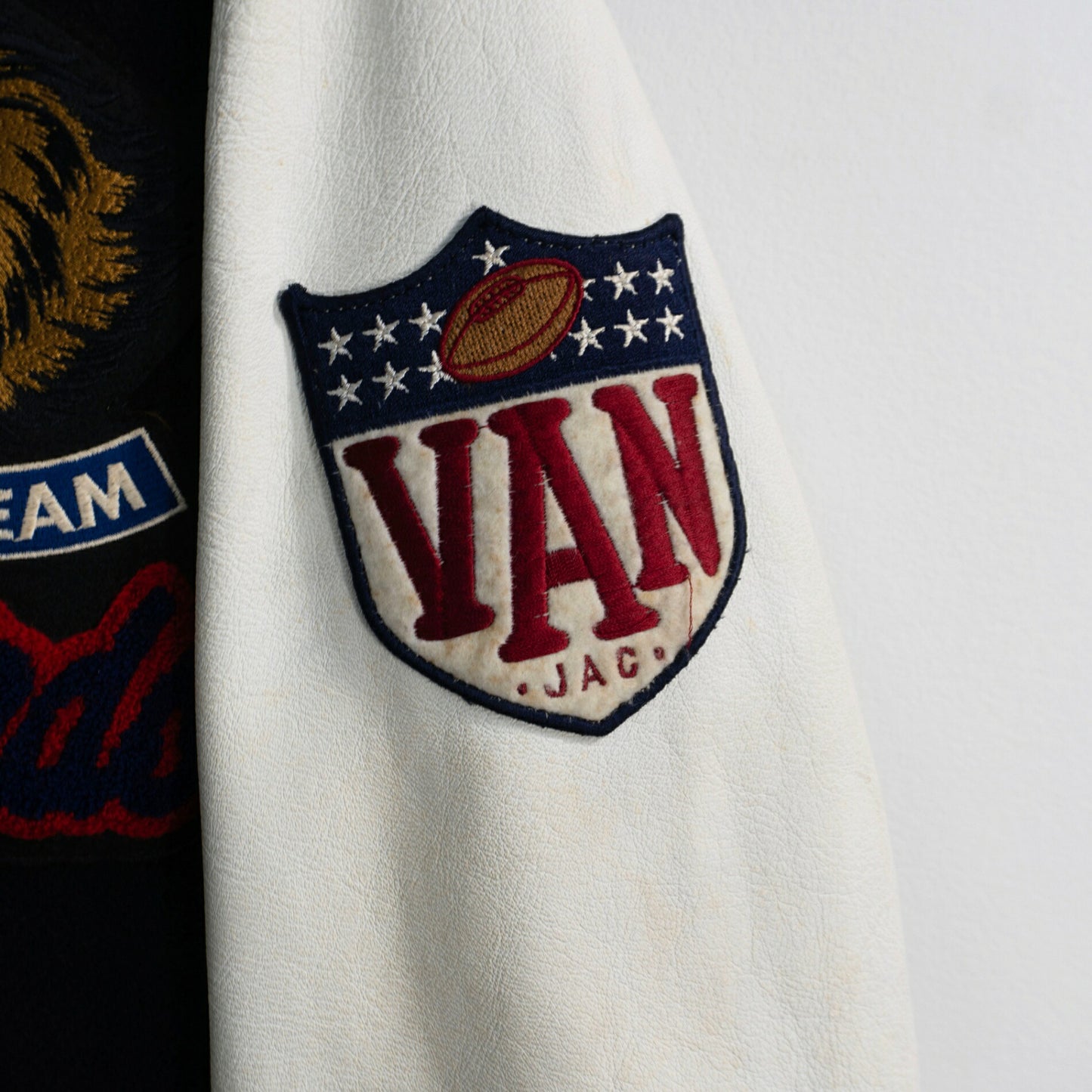 VAN JAC Leather Sleeve Stadium Jumper Patches Size M