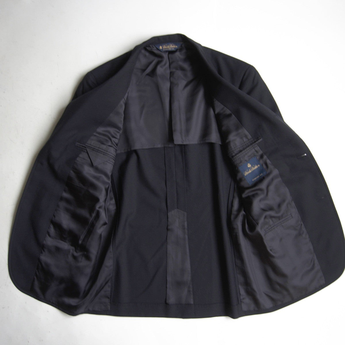 BROOKS BROTHERS Gold Button Navy Blazer Size 37SHT