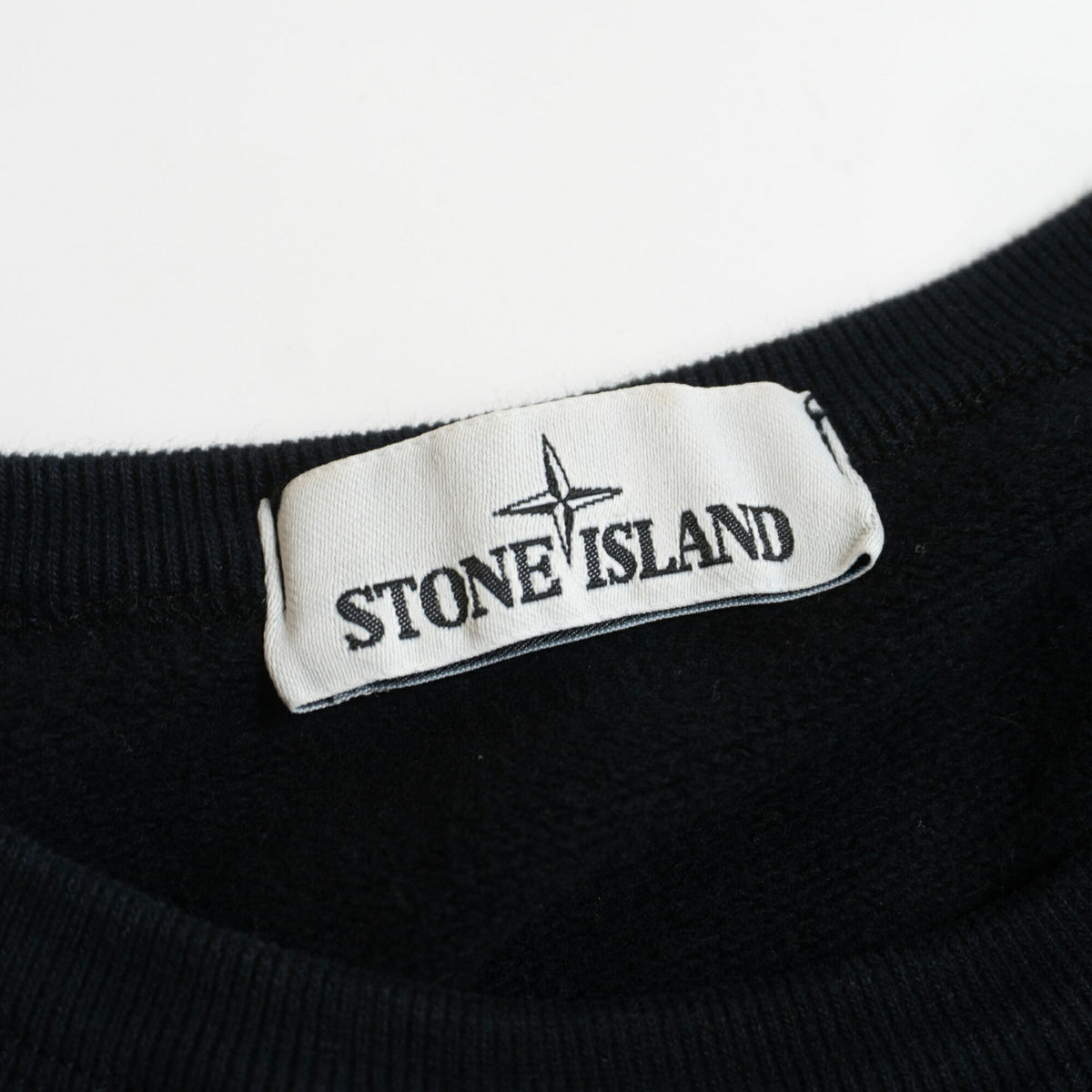 STONE ISLAND 18AW Black Sweatshirt Size L