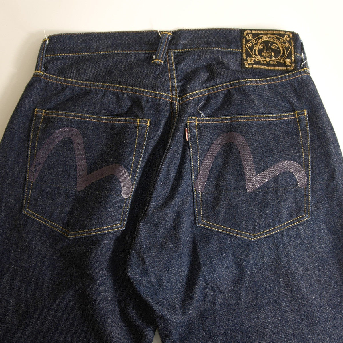 EVISU Lot 2001 Dark Wash Gull Paint Denim Jeans Size 34×35