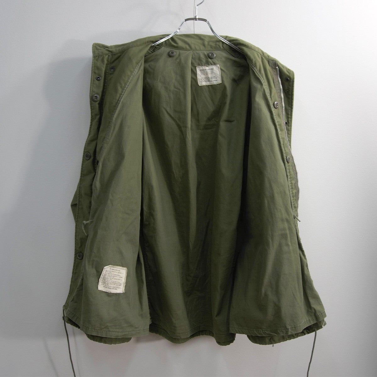 US ARMY 60s M-65 2nd Field Aluminum Zip Jacket Size MEDIUM-REGULAR