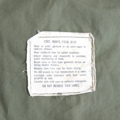 US ARMY 60s M-65 2nd Field Aluminum Zip Jacket Size MEDIUM-REGULAR