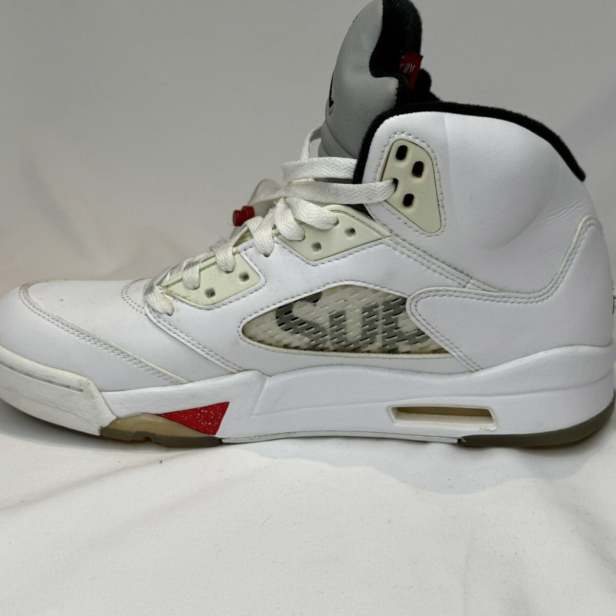 Supreme x Nike Air Jordan 5 Retro White Size 27.5