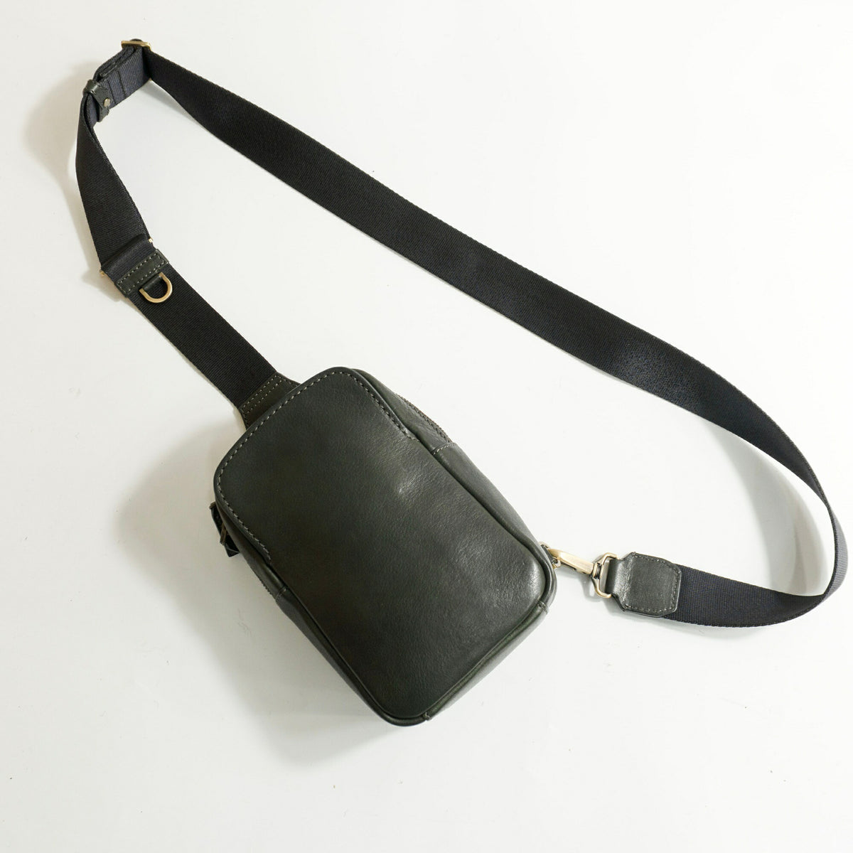 Tsuchiya Kaban Tone Oil Nume Leather Crossbody Bag Green