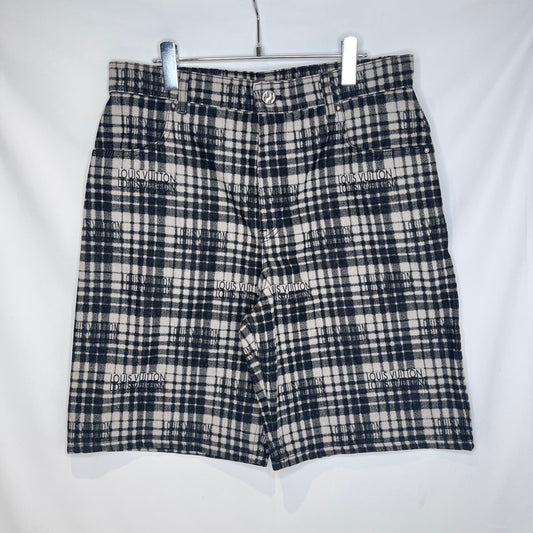 LOUIS VUITTON Check Signature Logo Shorts Black Size 32