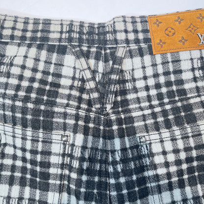 LOUIS VUITTON Check Signature Logo Shorts Black Size 32