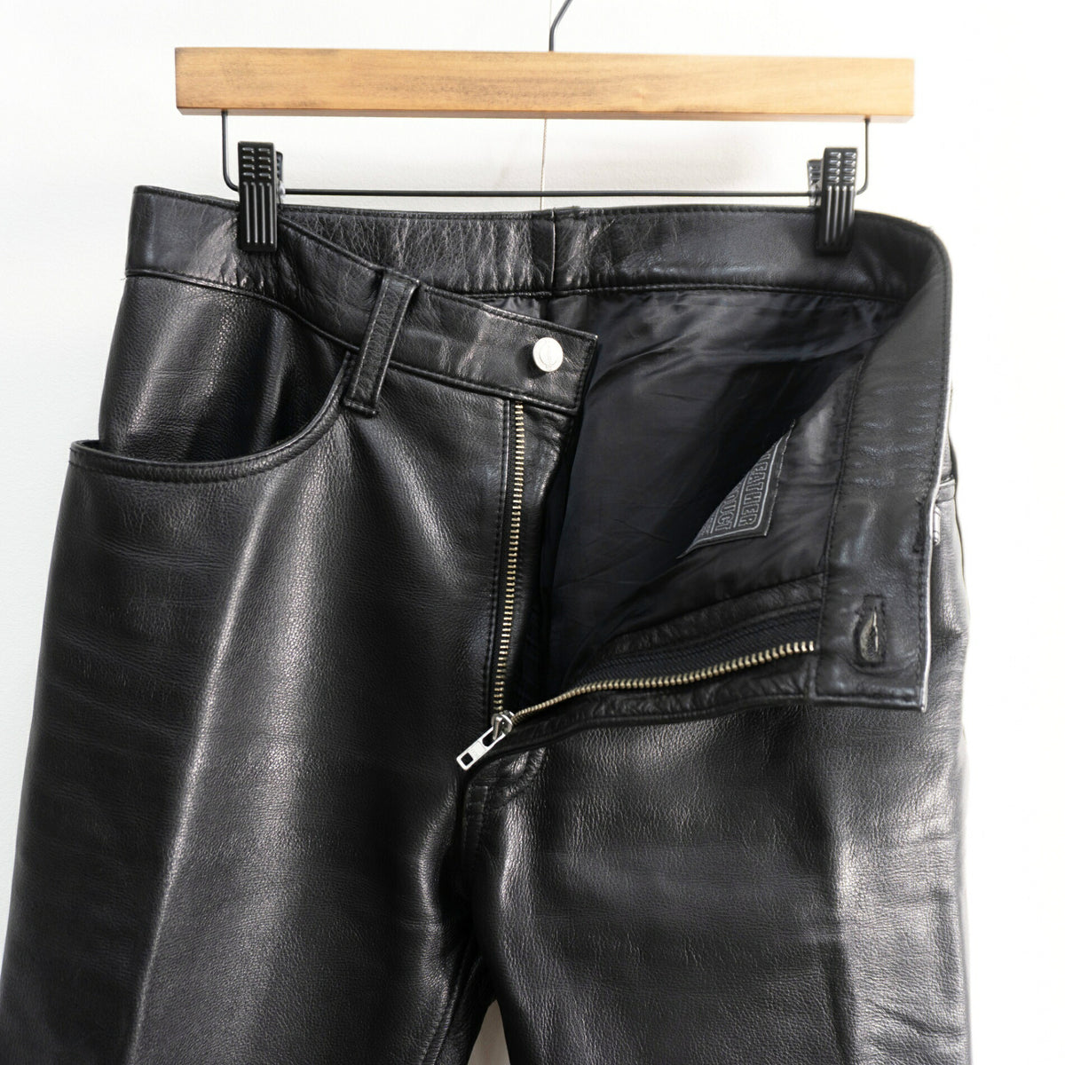 KADOYA Black Thick Cowhide Leather Pants Size 33