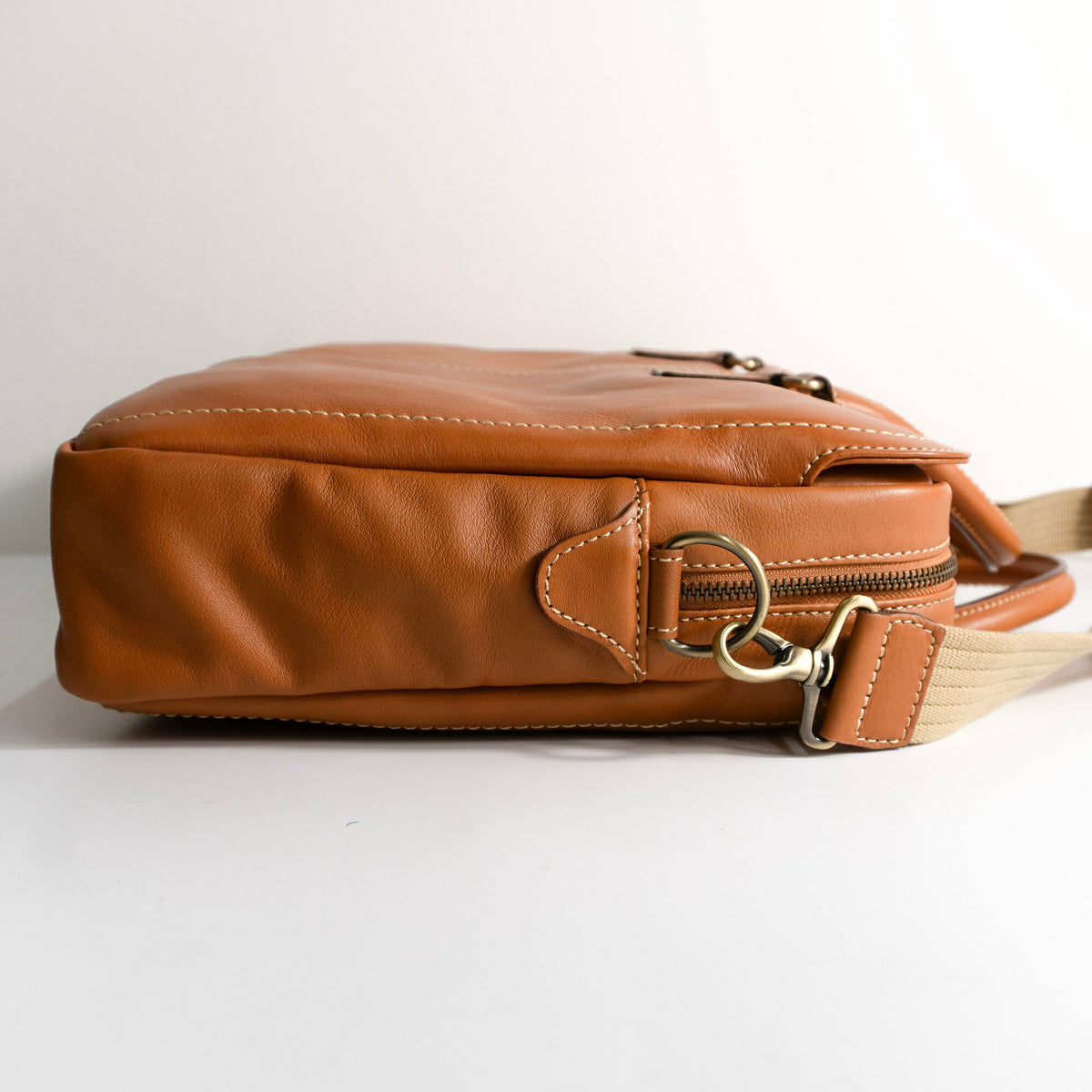 WAY Plota Waterproof 2-Way Briefcase